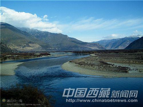 尼洋河風光旖旎。