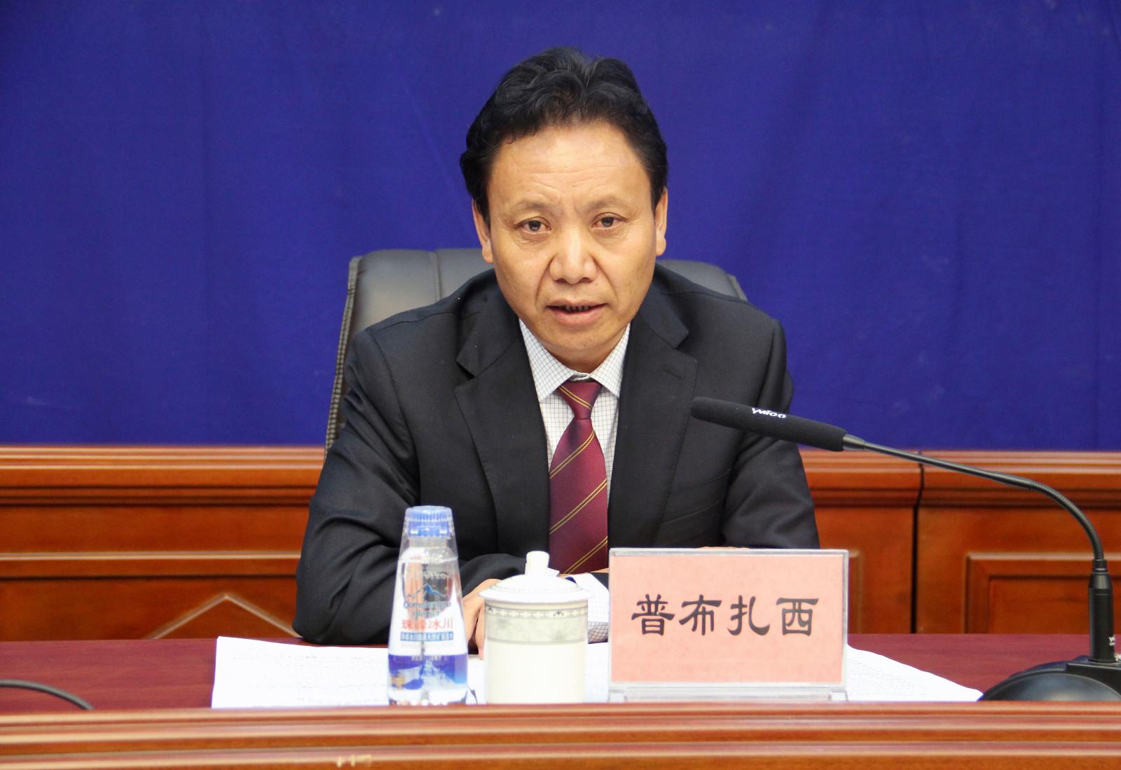 發(fā)言人：日喀則市市委常委、宣傳部長 普布扎西.jpg