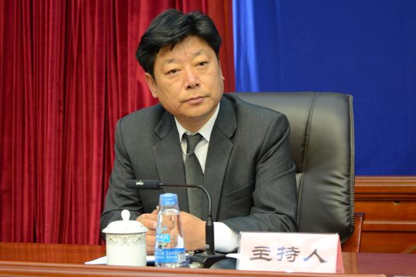 主持人：晉美旺措 區(qū)黨委宣傳部副部長(zhǎng)、外宣辦（政府新聞辦）主任.jpg