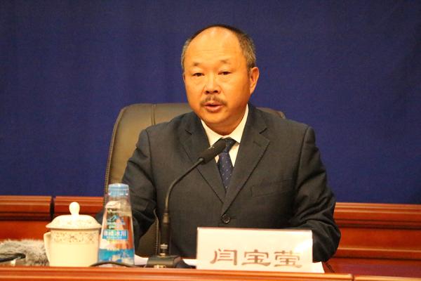 新聞發(fā)言人：西藏自治區(qū)日喀則市農(nóng)科所所長、研究員閆寶瑩.JPG