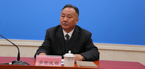 西藏自治區(qū)統(tǒng)計局黨組成員、副局長 多吉戰(zhàn)都.jpg