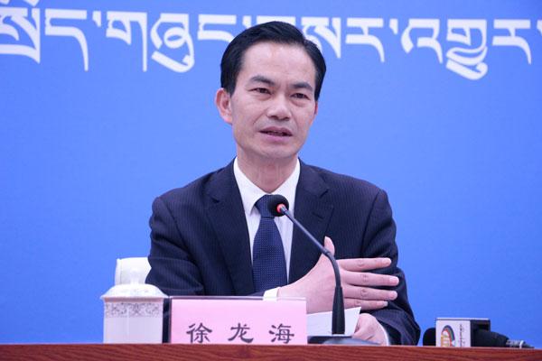 新聞發(fā)言人：林芝市人民政府副市長(zhǎng)徐龍海.jpg