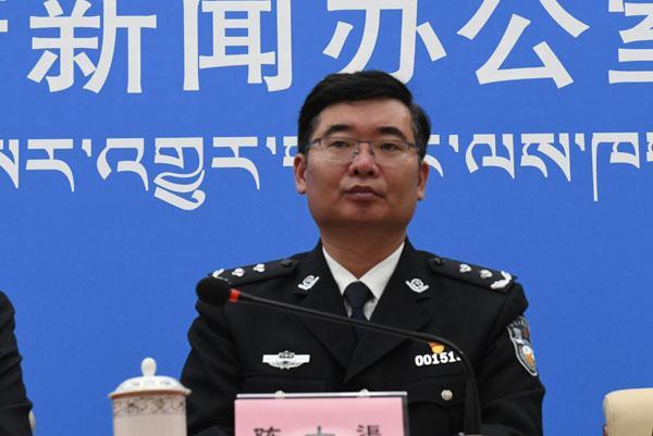 新聞發(fā)言人：區(qū)公安廳黨委委員、副廳長(zhǎng) 陳士渠.jpg