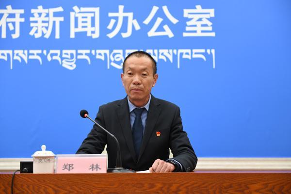 日喀則市統(tǒng)計(jì)局黨組成員、副局長 鄭林(1).jpg