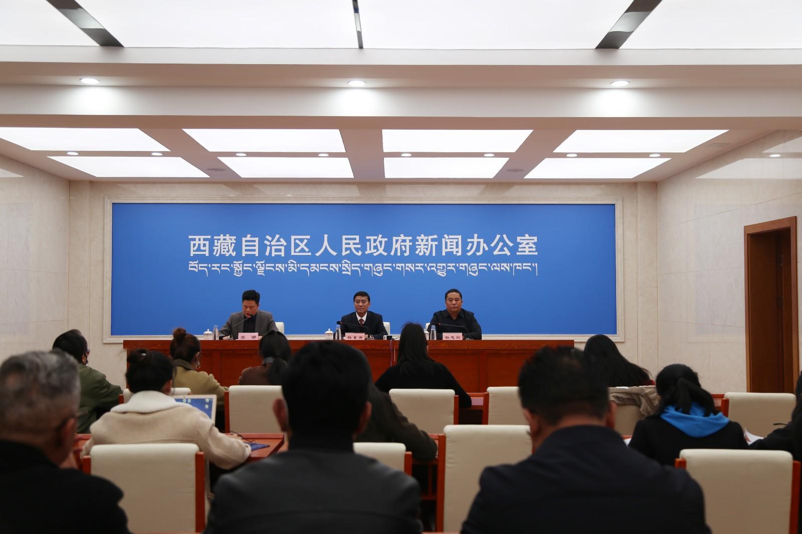 新聞發(fā)布會(huì)現(xiàn)場(chǎng)。.JPG