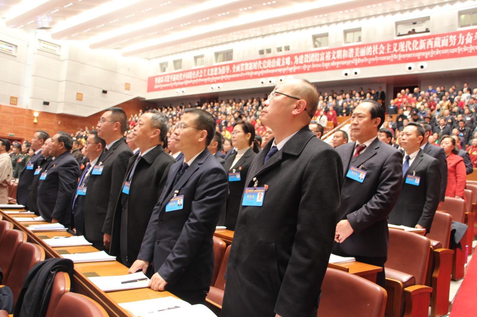 全體參會(huì)人員齊唱國歌2.JPG